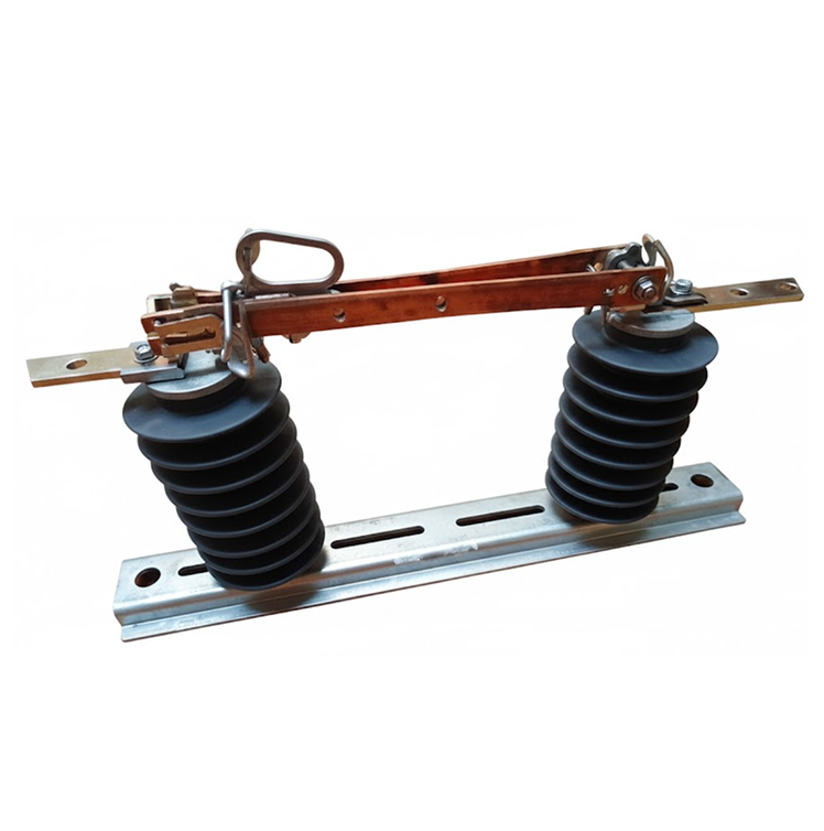 SECCIONADOR UNIPOLAR AEREO TIPO CUCHILLA